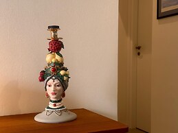 Casa Lumi a in Syracuse