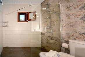 Aglaia Studio in Longos