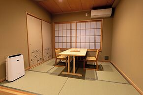 Kyou Gohan to Rotenburo no Yado Yunohanatsukiya