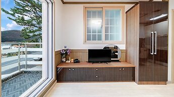 Geoje Youngsu Pension