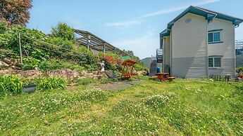 Geoje Youngsu Pension