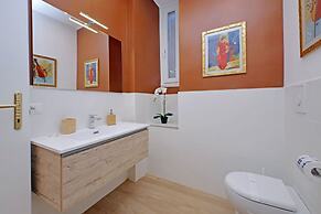 Brand new Vatican flat with terrace