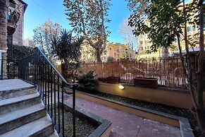 Brand new Vatican flat with terrace
