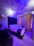 Ciara Jo Hotel and Suites