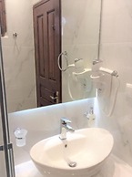 Amaryllis Luxury Rooms