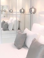 Amaryllis Luxury Rooms