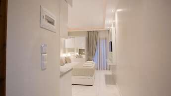 Amaryllis Luxury Rooms