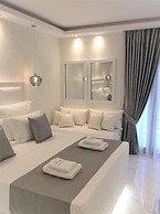 Amaryllis Luxury Rooms