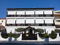 Amaryllis Luxury Rooms