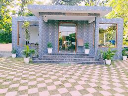 Royals Moonlight Resort