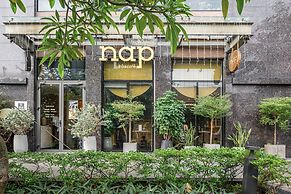 Vera Apartments - Saigon Royal Residence