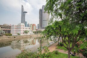 Vera Apartments - Saigon Royal Residence