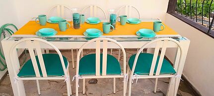 EMPHASIS Traditional House