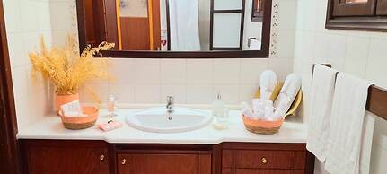 EMPHASIS Traditional House