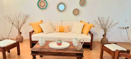 EMPHASIS Traditional House