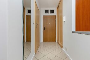 Spacious Apartment Vistula by Renters