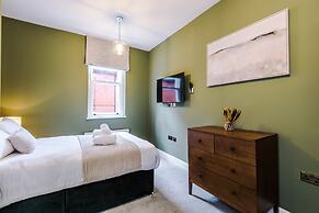 Hilltop Serviced Apartments - Stockport