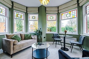 Hilltop Serviced Apartments - Stockport