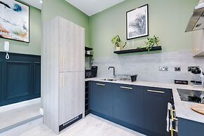 Hilltop Serviced Apartments - Stockport