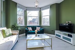 Hilltop Serviced Apartments - Stockport