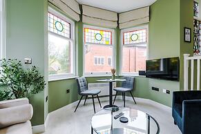 Hilltop Serviced Apartments - Stockport