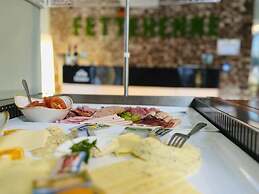 Stuckhotel Fettehenne