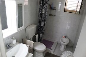 Trilocale Glicine piano terra Baia Verde