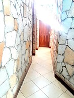 Panorama Inn- Safari Stride