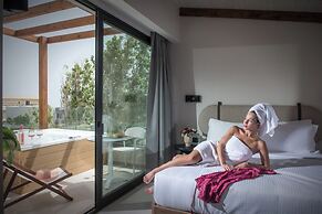 Vaya Suites by Omilos Hotels