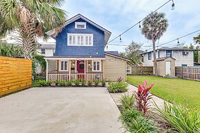 Cozy Jacksonville Cottage, Walkable Location!