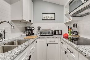 Cozy Jacksonville Cottage, Walkable Location!