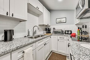 Cozy Jacksonville Cottage, Walkable Location!