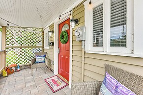 Cozy Jacksonville Cottage, Walkable Location!