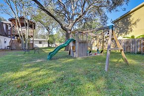 Family-friendly Duplex 6 Mi to Fort Walton Beach!