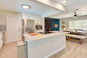 Bradenton Paradise: Pool, Patio & Putting Green!