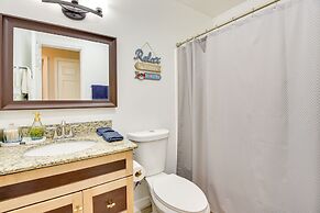 Bradenton Paradise: Pool, Patio & Putting Green!