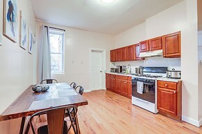 Comfy Bayonne Townhome ~ 11 Mi to NYC Attractions
