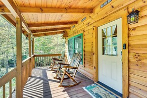 Wardensville Cabin w/ Hot Tub, Creek & Fire Pit!