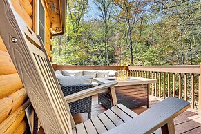 Wardensville Cabin w/ Hot Tub, Creek & Fire Pit!