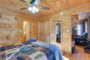 Wardensville Cabin w/ Hot Tub, Creek & Fire Pit!
