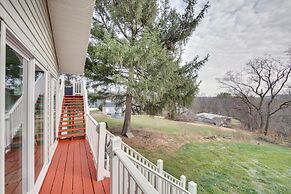 2 Mi to Hersheypark: Group Getaway w/ Deck