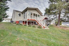 2 Mi to Hersheypark: Group Getaway w/ Deck