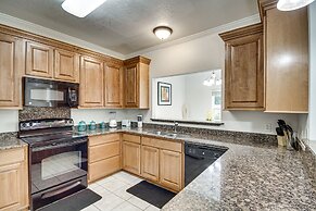 Ideally Located Gulfport Condo < 1 Mi to Beach!