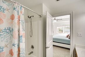 Ideally Located Gulfport Condo < 1 Mi to Beach!