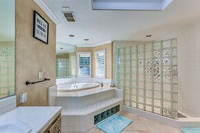 Billiards & Private Pool: Bright Clovis Home!