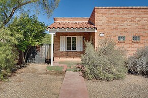 Ideally Located Tucson Townhome: 2 Mi to Downtown!