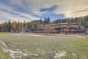 Bonners Ferry Cabin w/ Wraparound Deck & Views!