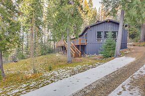 Bonners Ferry Cabin w/ Wraparound Deck & Views!