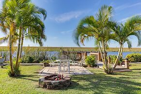 Okeechobee Cabin w/ Patio & Community Pool!
