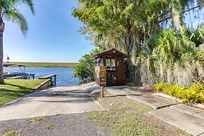Okeechobee Cabin w/ Patio & Community Pool!